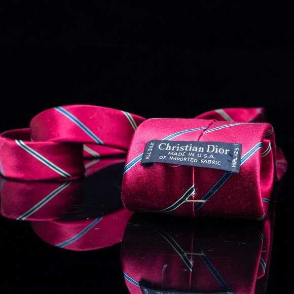 Vintage Christian Dior Red Striped Silk Tie With Blue & Gold Accents Made In USA - Picture 2 of 6